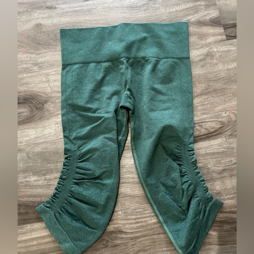 Lululemon Capri Leggings